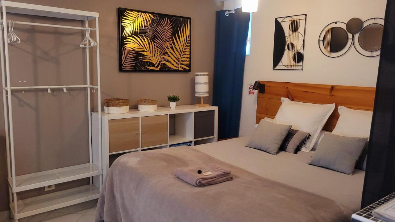 Ravissant Studio Prive 2 Pieces "Le Cosy" Tout Equipe Monchy-Saint-Eloi Экстерьер фото