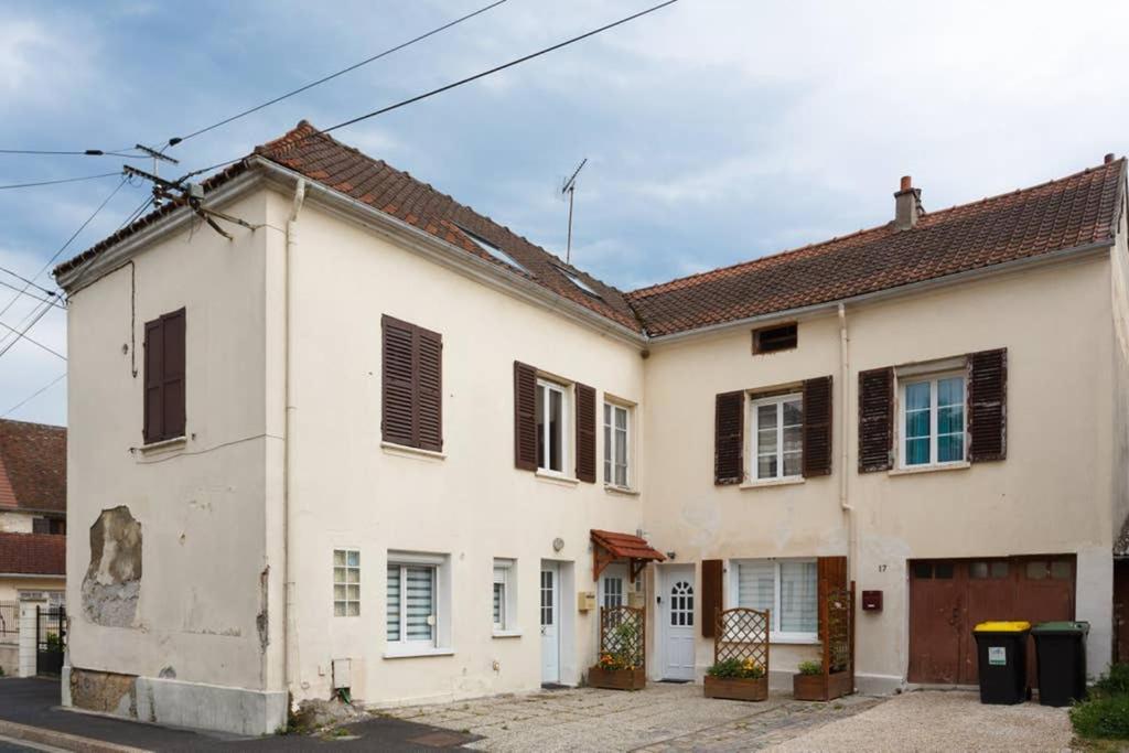 Ravissant Studio Prive 2 Pieces "Le Cosy" Tout Equipe Monchy-Saint-Eloi Экстерьер фото